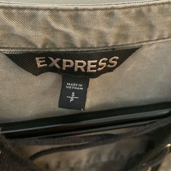 Gray Lace Up Express Blouse - Picture 6 of 7